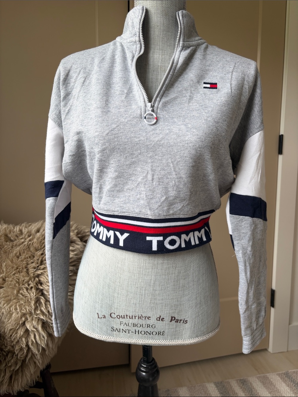 Tommy Hilfiger Gray Cropped Quarter-Zip Sweatshirt with Navy & White Trim
